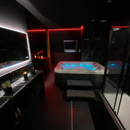 Love Room Spa Apartment *